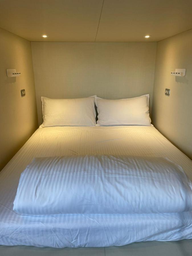 One Night Hostel Yilan Luaran gambar